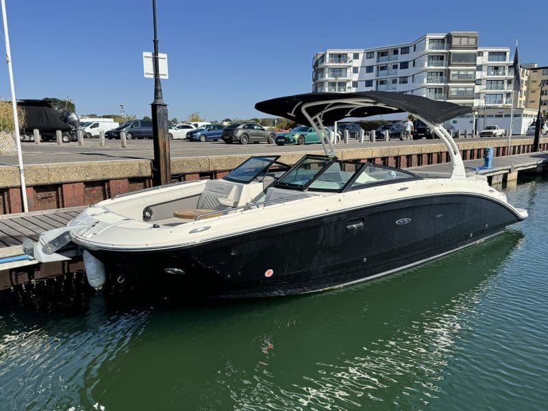 Sea Ray SDX 270