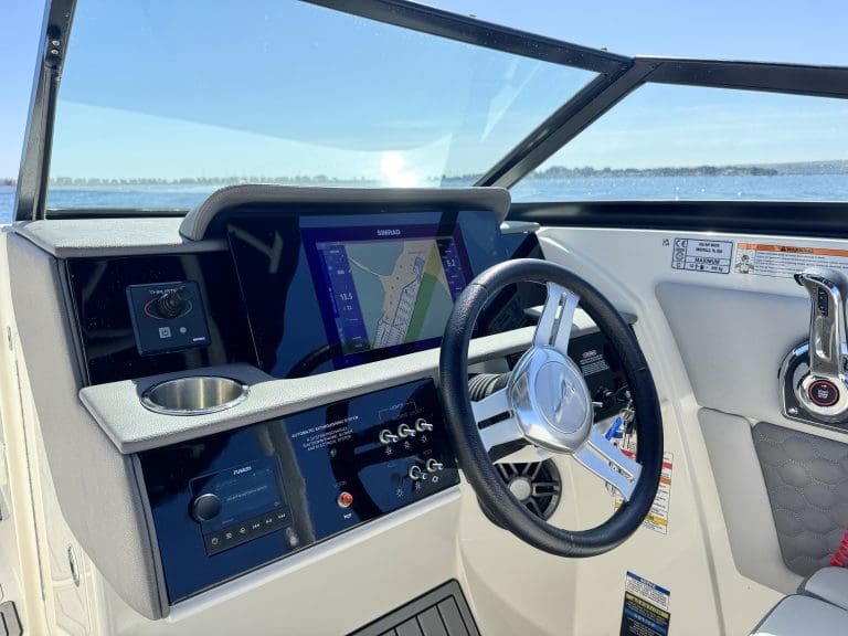 Sea Ray SDX 270 — photo 3