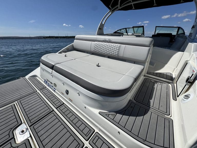 Sea Ray SDX 270 — photo 19